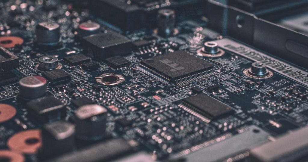 Téléphone qui surchauffe : causes et solutions pratiques