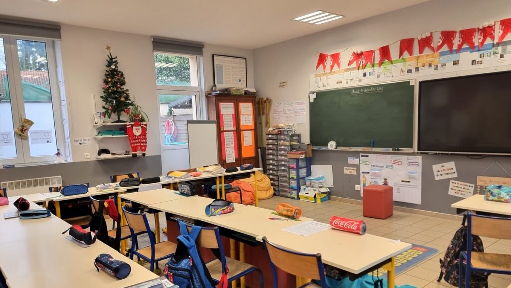 EDF investit 80 millions d’euros pour climatiser les écoles : une mesure salutaire ou un gaspillage d’argent public ?