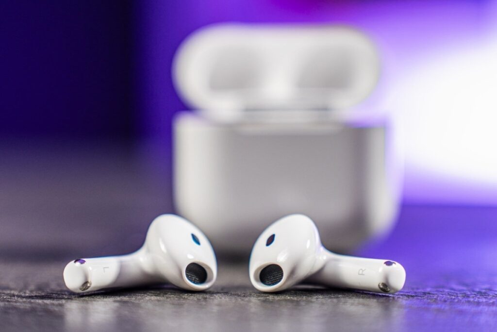 Promo exceptionnelle : les Apple AirPods 4 avec ANC à prix réduit sur Amazon