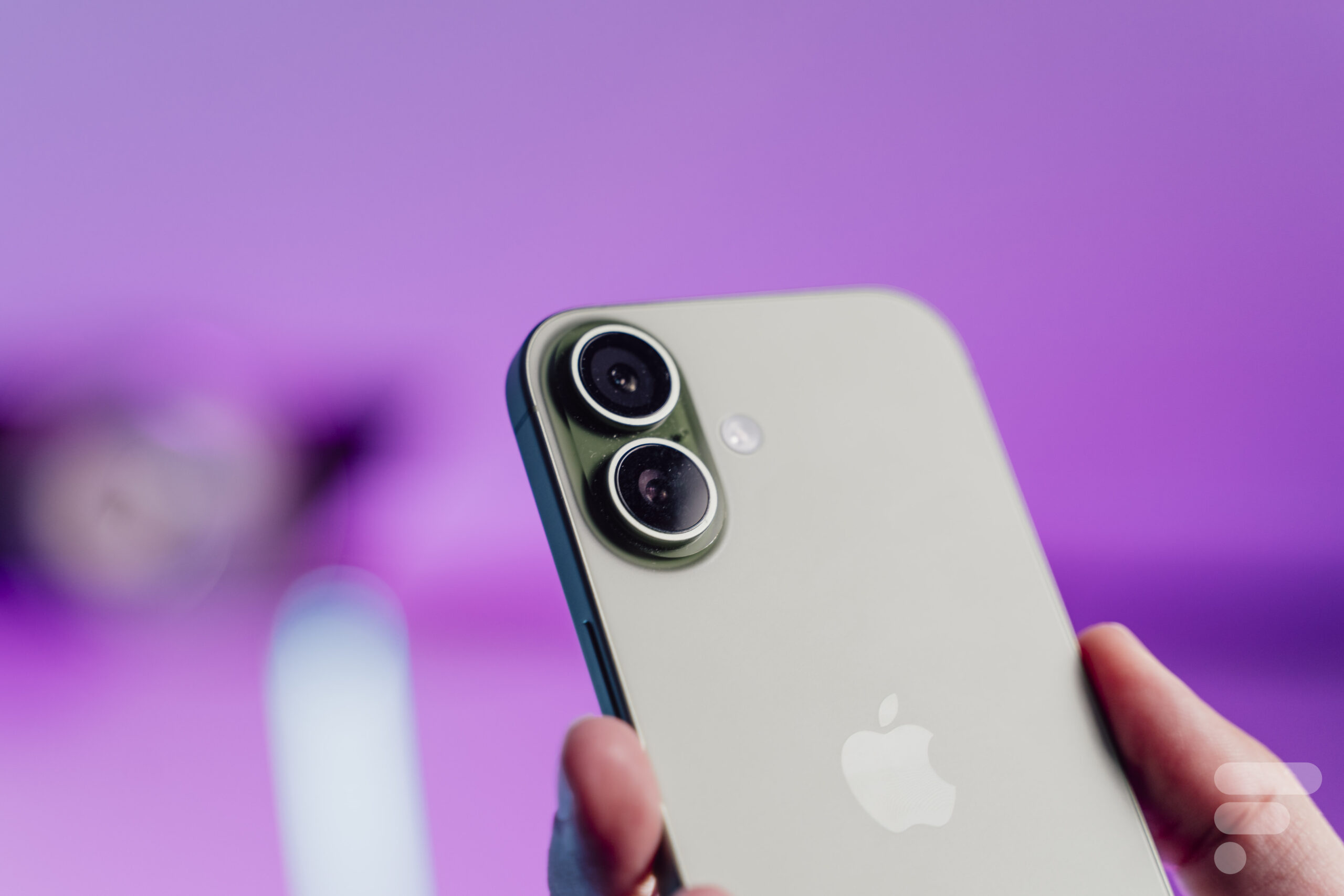 Pack Apple exceptionnel : iPhone 17, AirPods Pro 3 et 4 AirTags à 699 € seulement