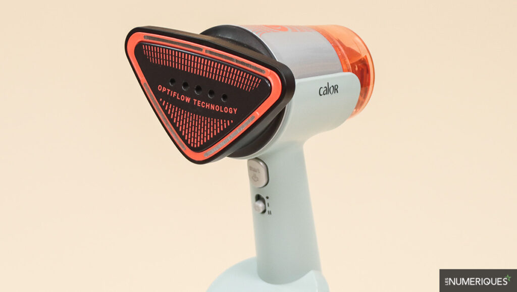 Prime Day 2026 : le défroisseur vapeur Calor AeroSteam à moins de 100 €, une aubaine à ne pas manquer