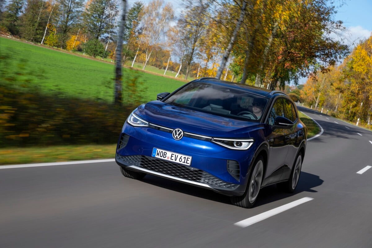 Voiture électrique vs thermique : la surprenante métaphore de Volkswagen pour convaincre les automobilistes