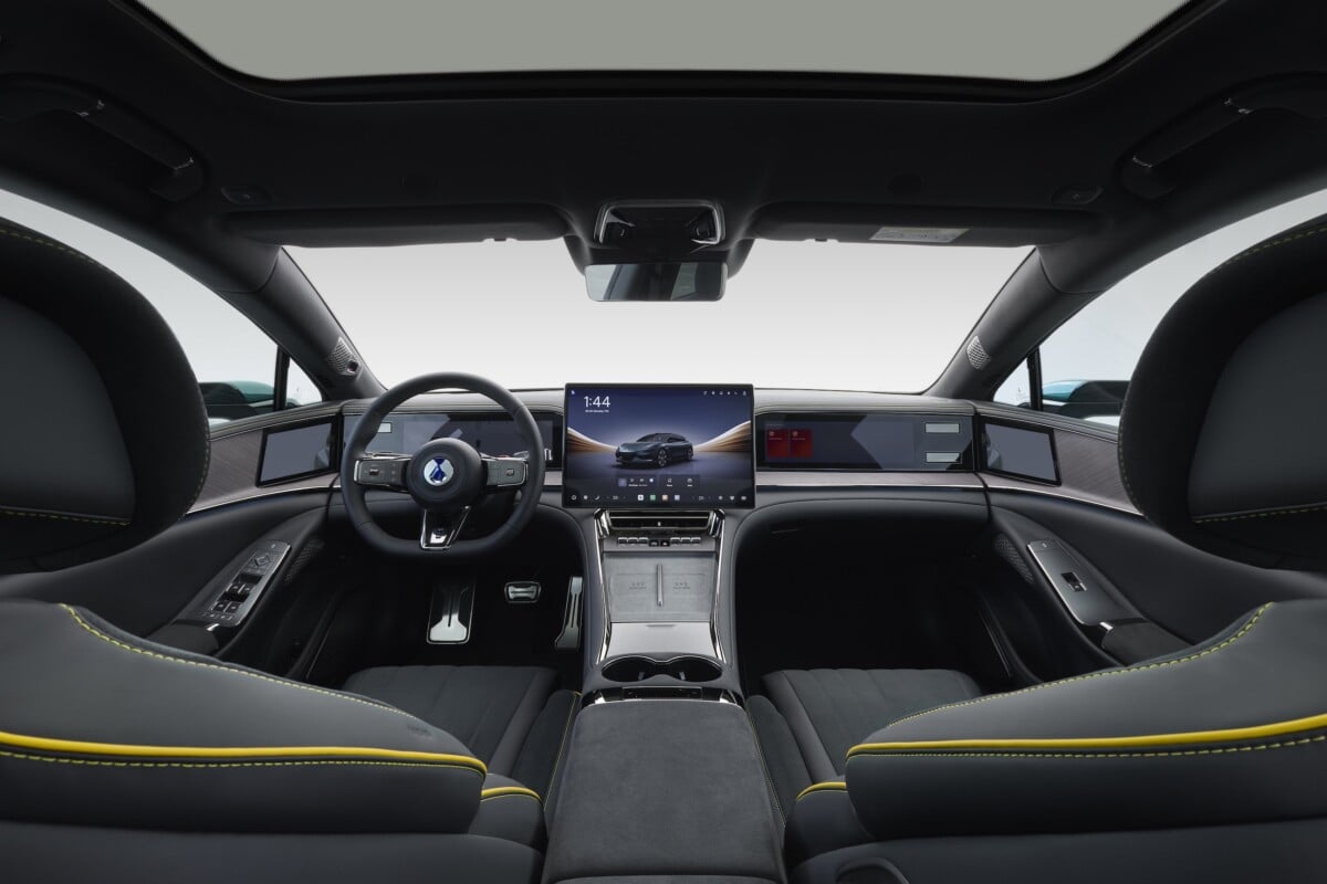 Denza Z9GT : le défi de BYD face à Porsche sur l’autobahn révélé