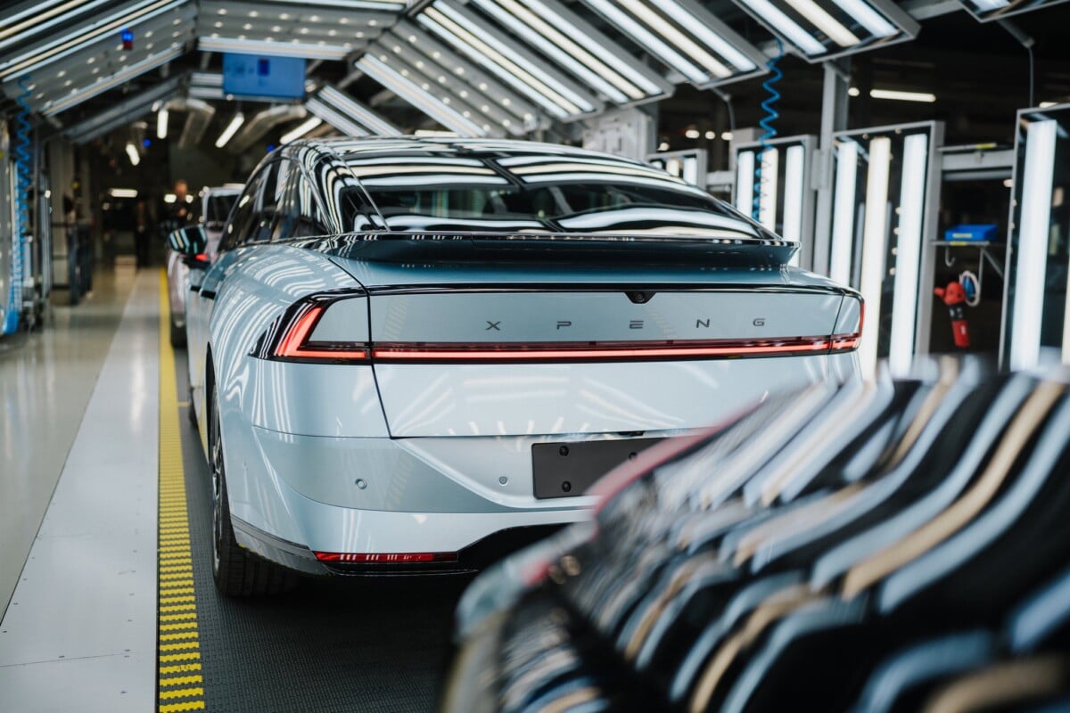 Xpeng défie l’Europe avec un 4ᵉ modèle électrique produit localement pour éviter les taxes