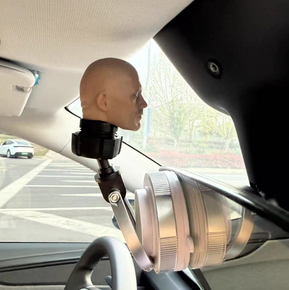 En Chine, des automobilistes utilisent des têtes factices pour duper l’Autopilot des Tesla
