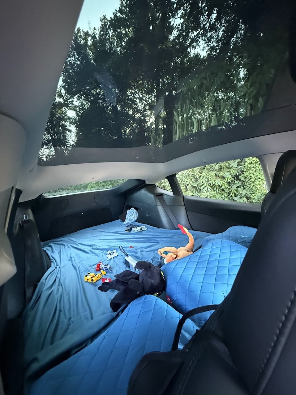 Nuit en voiture en France : droits, limites et astuces légales