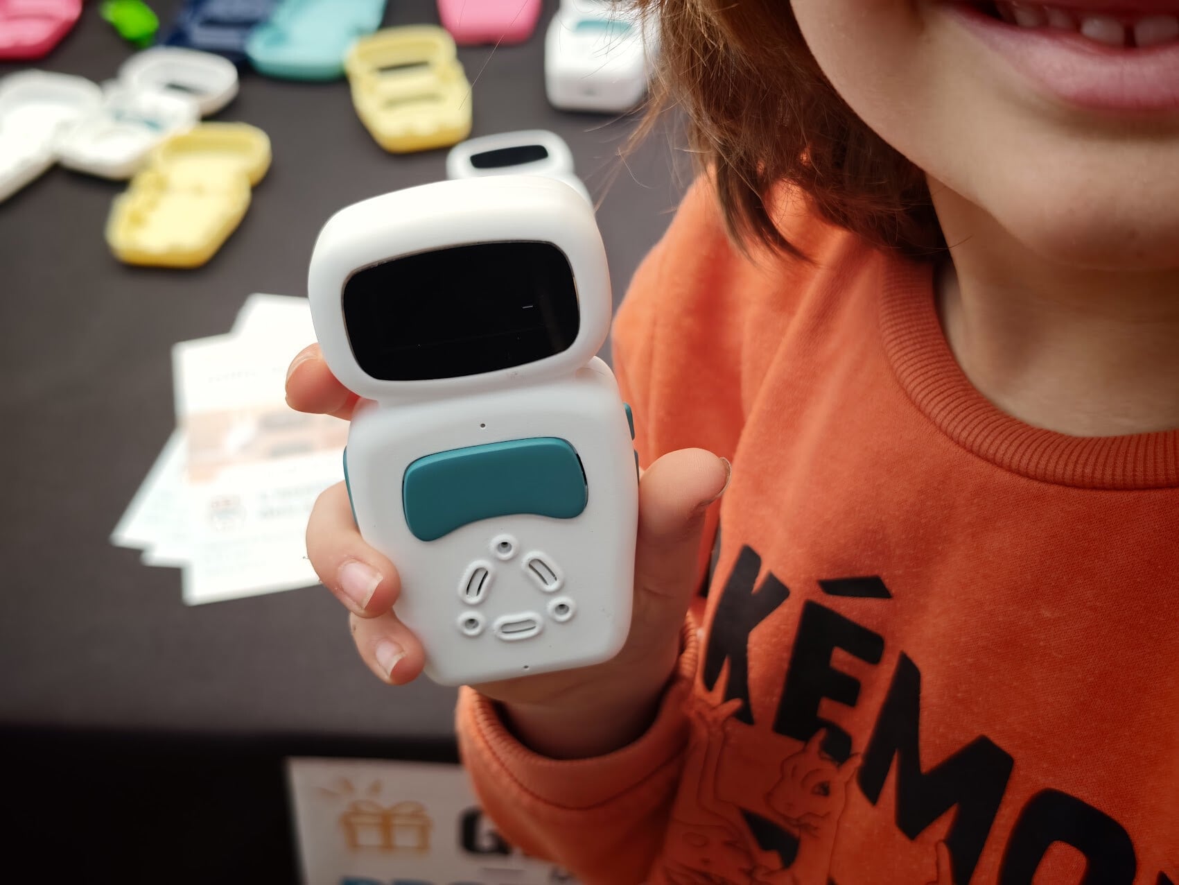 Ce père invente un assistant vocal IA pour enfants : révolution ou danger ?