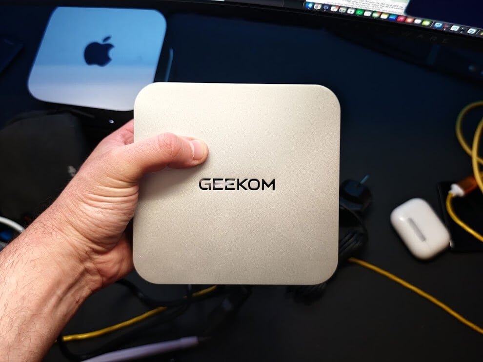 Geekom A9 Max 2026 Edition : le mini-PC qui révolutionne l'IA avec le Ryzen AI 9 HX 470