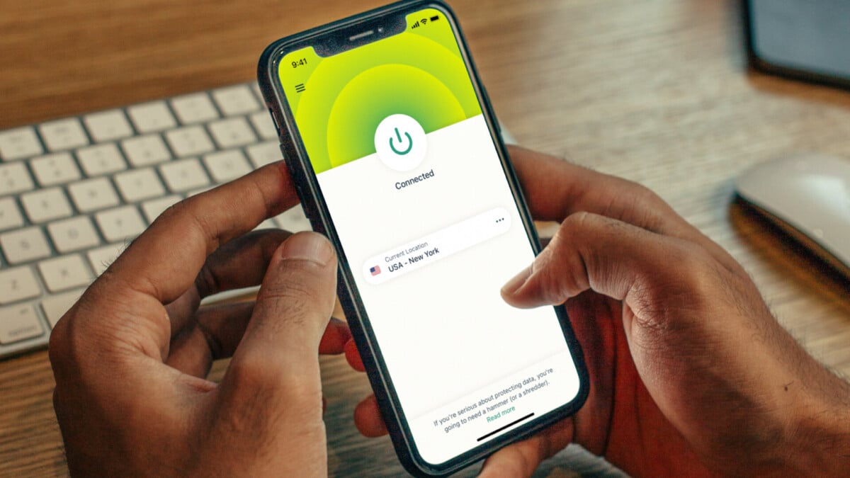 Voyage en ligne : comment ExpressVPN vous protège des cybermenaces pendant vos réservations