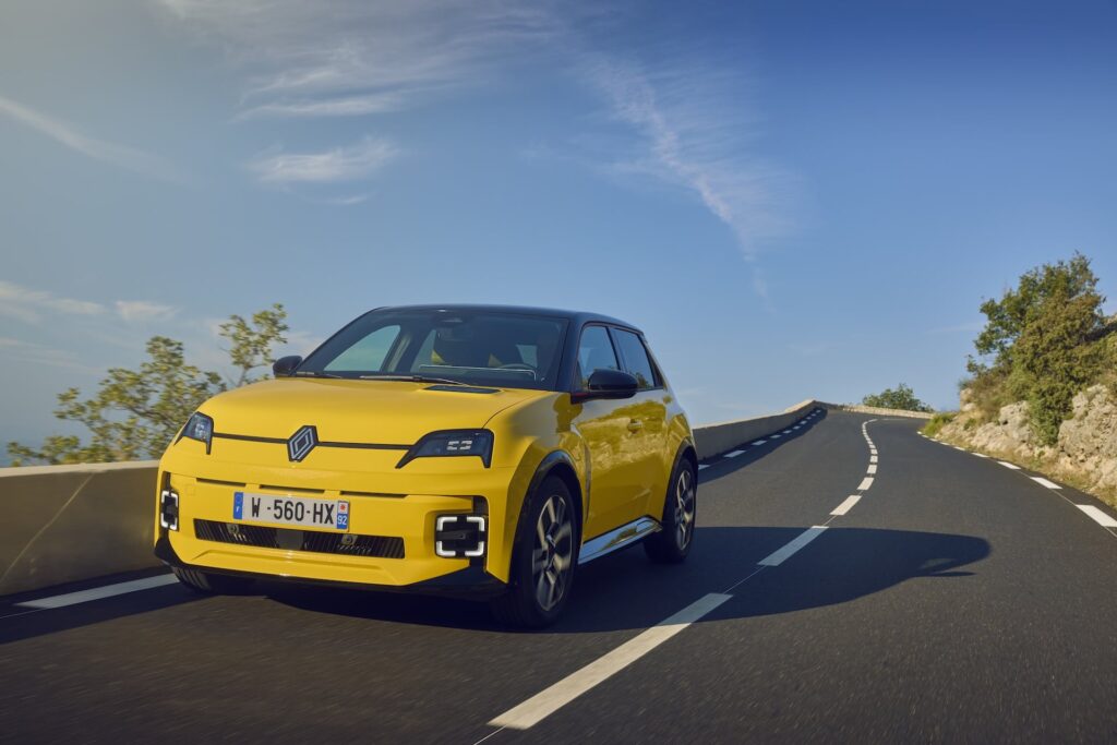 Leasing social Renault 2026 : quelles voitures électriques à moins de 200 €/mois ?
