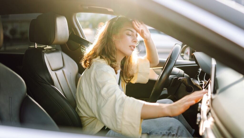 Canicule en voiture : 7 astuces infaillibles pour un habitacle toujours frais