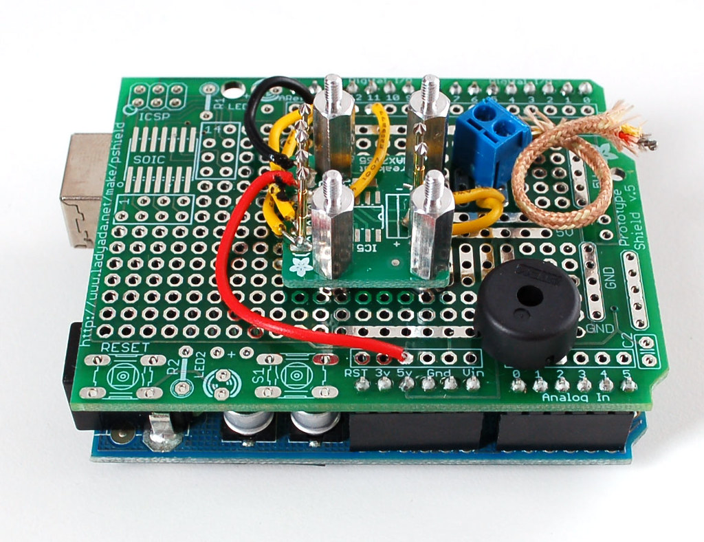 Réparation composant électronique : notre expertise en micro-réparation